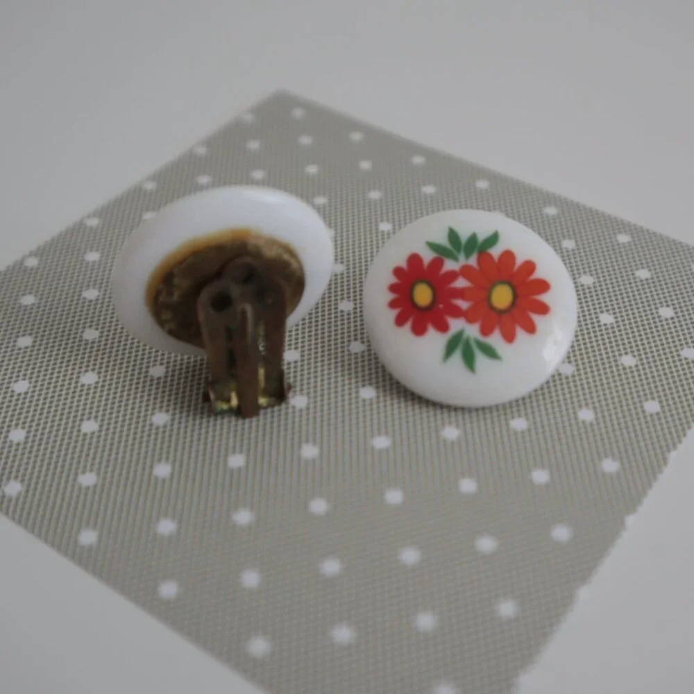 Vintage Floral Clip-on Earrings